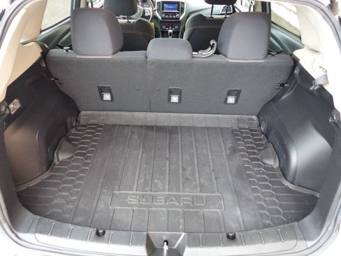 Used 2019 Subaru Crosstrek 2.0i Premium w/ Eyesight System image 34