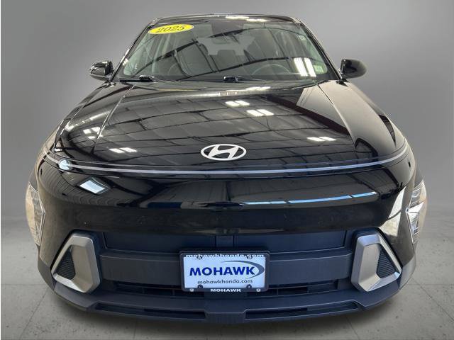 Used 2025 Hyundai Kona SE FWD image 9