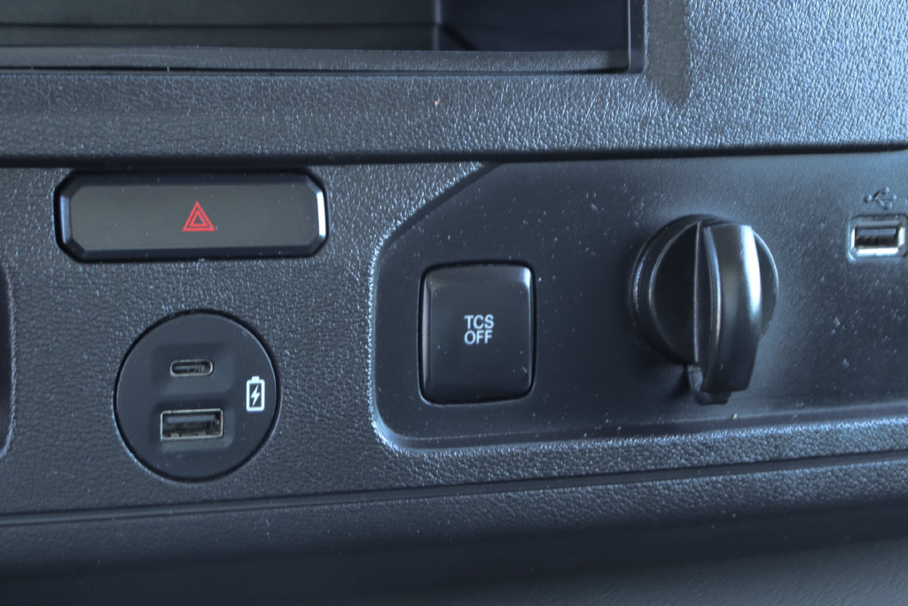Used 2021 Ford E-450 and Econoline 450 Super Duty w/ Power Windows & Locks Group RWD image 33