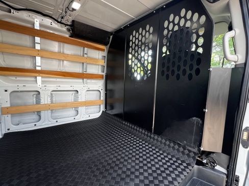 Used 2025 Ford Transit 250 Low Roof w/ Exterior Upgrade Package RWD image 29