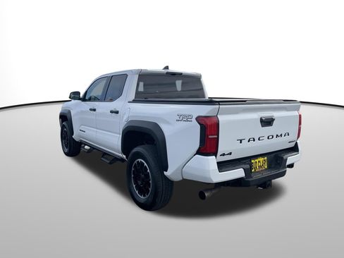 Certified 2024 Toyota Tacoma TRD Off-Road image 7