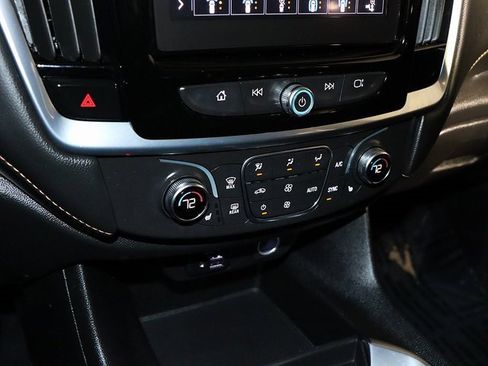 Used 2021 Chevrolet Traverse RS w/ LPO, Floor Liner Package image 23