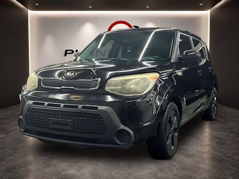 Used 2014 Kia Soul FWD image 3