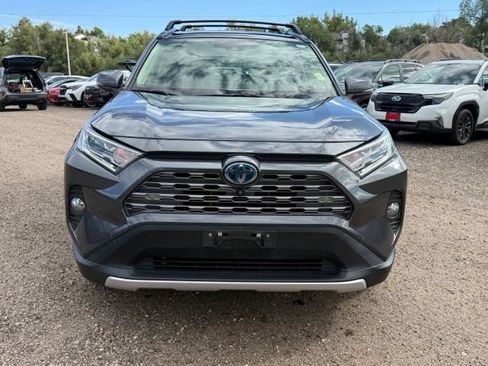 Used 2020 Toyota RAV4 Limited AWD/4WD image 9