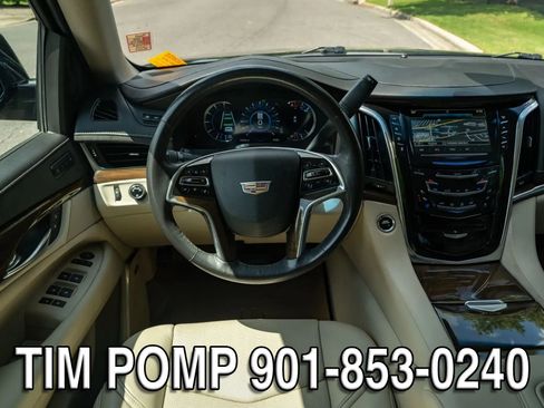 Used 2020 Cadillac Escalade Luxury RWD image 20