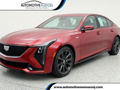 Used 2025 Cadillac CT5 V image 1