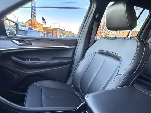 New 2025 Jeep Grand Cherokee Limited w/ MOPAR Finishing Package image 14