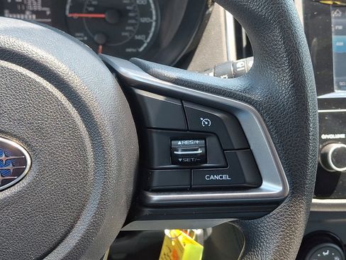 Used 2018 Subaru Crosstrek 2.0i AWD/4WD image 22