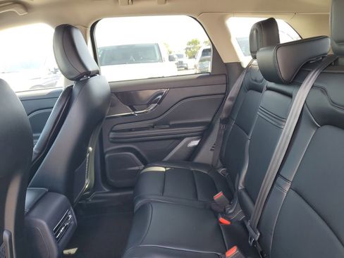 New 2026 Lincoln Corsair Premiere AWD/4WD image 11