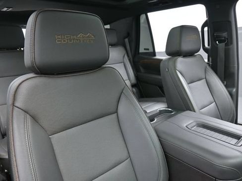 Used 2023 Chevrolet Tahoe High Country w/ Premium Package 2 AWD/4WD image 30