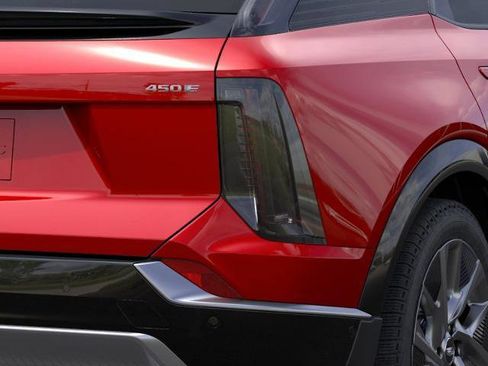 New 2026 Cadillac Optiq Luxury 1 RWD image 11