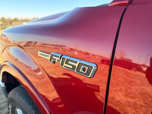 Used 2014 Ford F150 Lariat w/ Lariat Chrome Package image 10