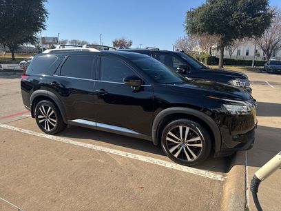 Certified 2023 Nissan Pathfinder Platinum w/ Cargo Package