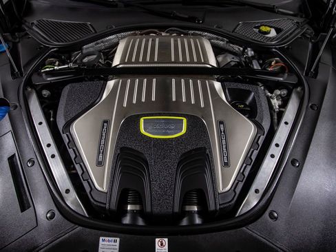 Used 2018 Porsche Panamera Turbo S Executive image 53