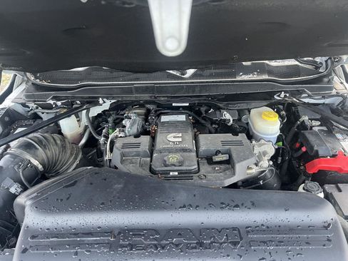 Used 2021 RAM 2500 Big Horn image 29