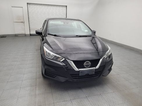 Used 2021 Nissan Versa SV FWD image 14