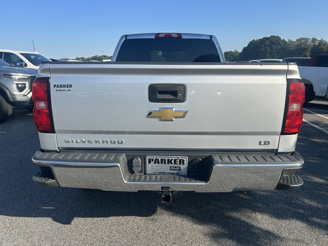 Used 2019 Chevrolet Silverado 1500 LT w/ All Star Edition AWD/4WD image 3