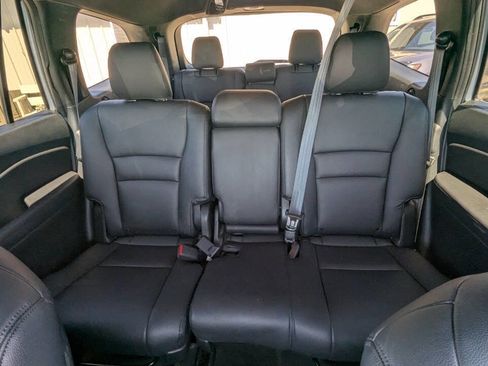 Used 2022 Honda Pilot Sport image 15