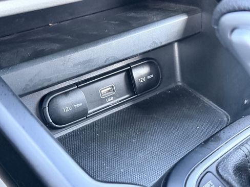 Used 2022 Kia Soul LX w/ Technology Package image 53