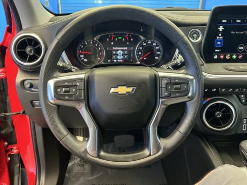 Used 2024 Chevrolet Blazer LT w/ Convenience Package FWD image 14