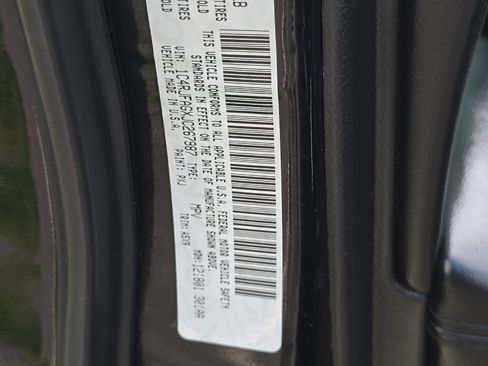 Used 2018 Jeep Grand Cherokee Laredo AWD/4WD image 29