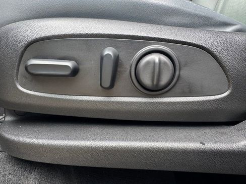 Used 2019 Buick Enclave Premium image 12