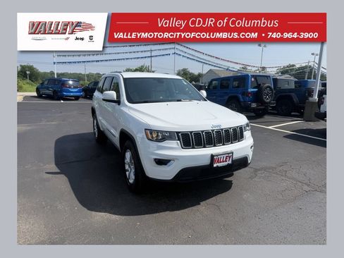 Used 2022 Jeep Grand Cherokee Laredo E AWD/4WD image 1