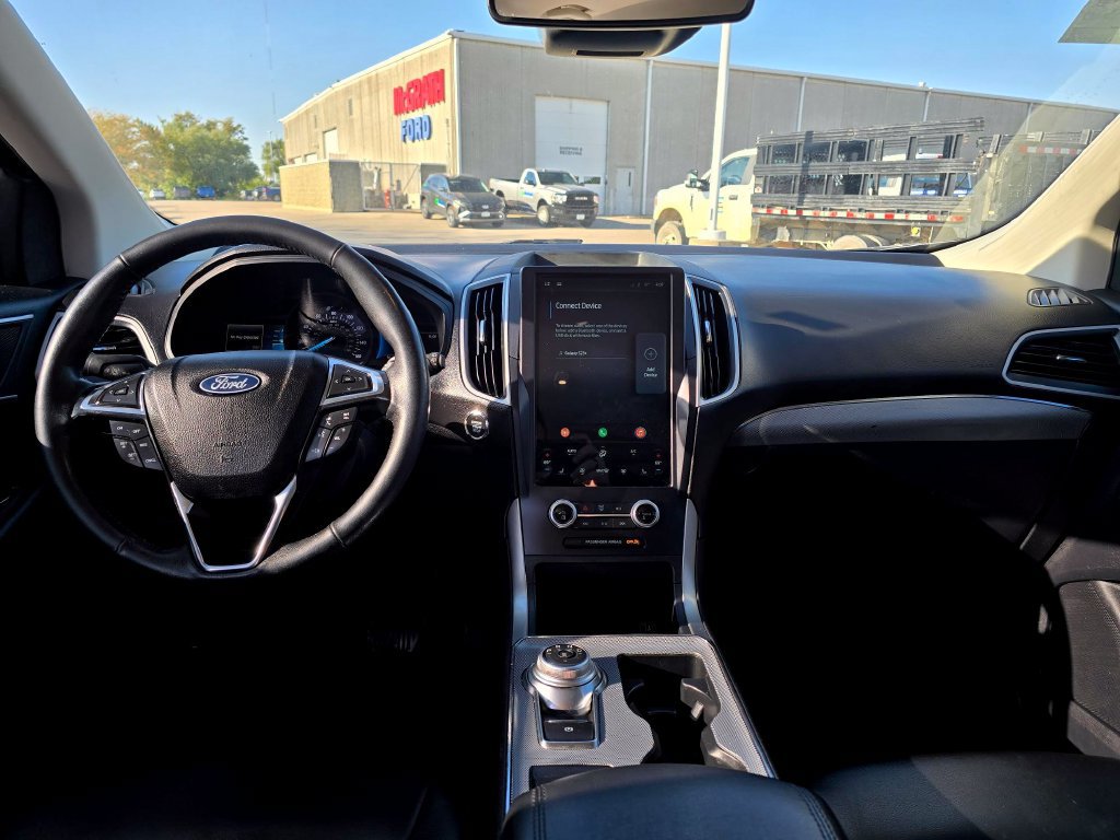 Used 2022 Ford Edge SEL AWD/4WD image 9