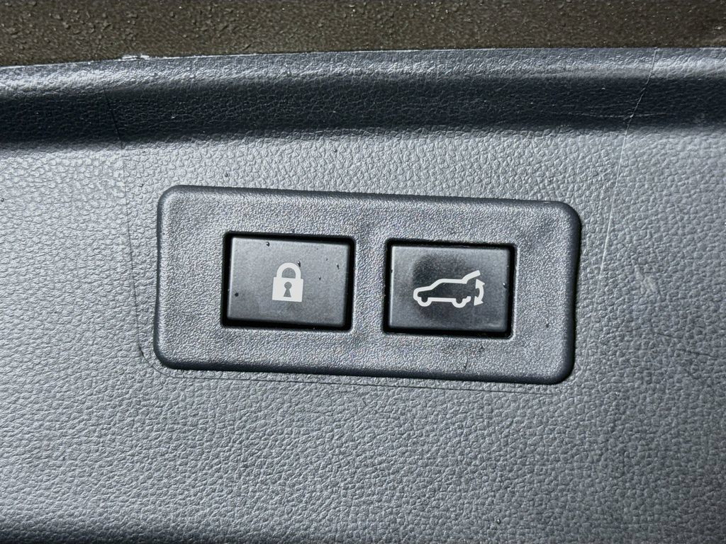 Used 2022 Subaru Outback Limited AWD/4WD image 33