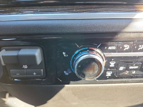 New 2026 GMC Sierra 3500 SLE image 20