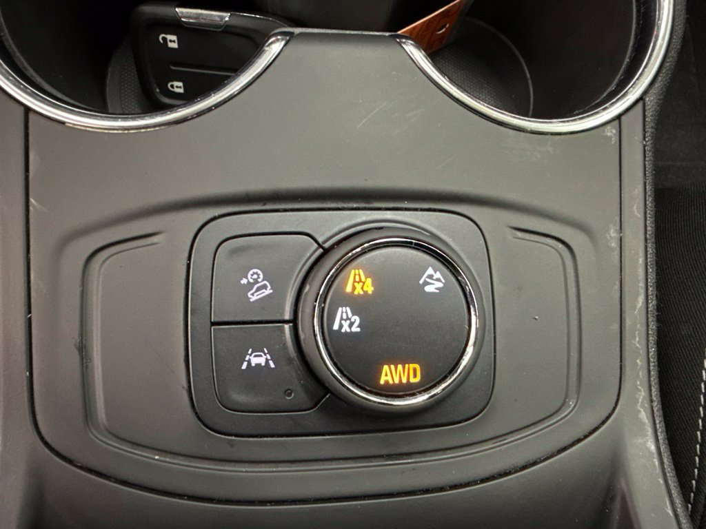 Used 2023 GMC Terrain SLE w/ LPO, Floor Liner Package AWD/4WD image 31
