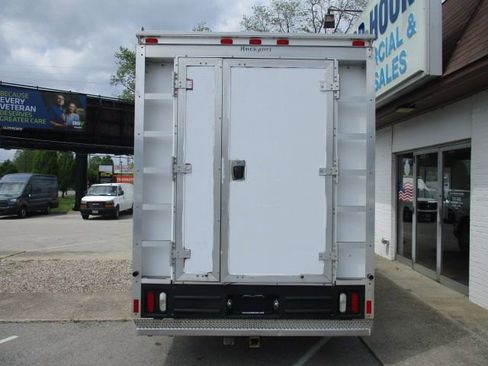 Used 2011 Ford E-350 and Econoline 350 Super Duty w/ PWR Locks & Windows Group image 6