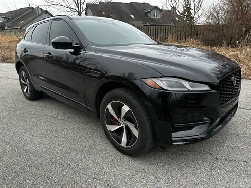 Used 2023 Jaguar F-PACE S image 3