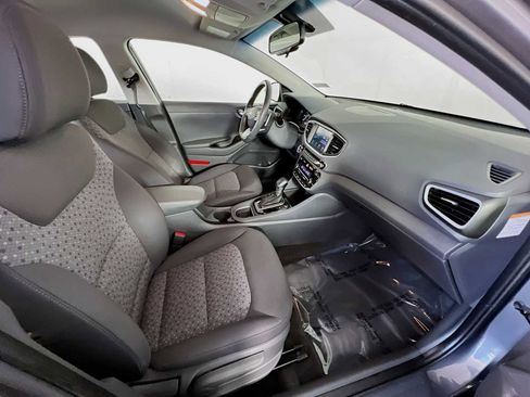 Used 2019 Hyundai Ioniq Plug-In Hybrid FWD image 28