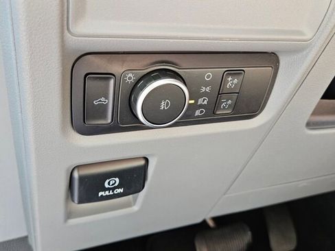 Used 2023 Ford F150 XLT image 29