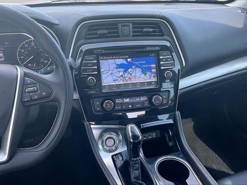Used 2018 Nissan Maxima 3.5 SL FWD image 6
