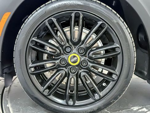 Used 2024 MINI Cooper SE FWD image 27