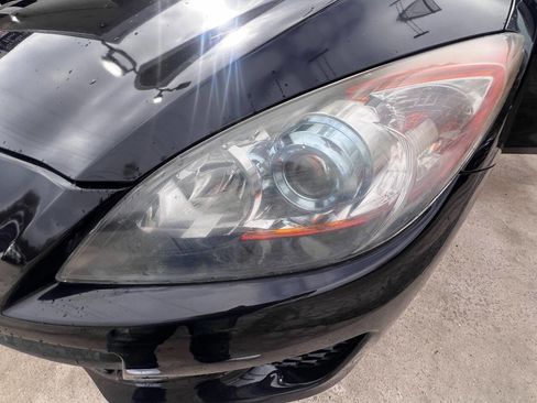 Used 2013 MAZDA MAZDA3 i Sport image 18