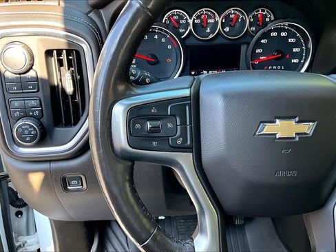 Used 2021 Chevrolet Silverado 1500 LTZ AWD/4WD image 19