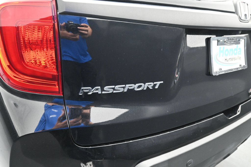 Used 2023 Honda Passport EX-L image 17