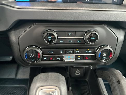 New 2026 Ford Bronco Badlands w/ Sasquatch Package AWD/4WD image 20