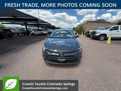 Used 2025 Toyota Corolla LE w/ Convenience Package AWD/4WD image 2