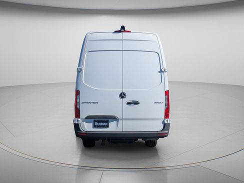 New 2024 Mercedes-Benz Sprinter 3500 image 3