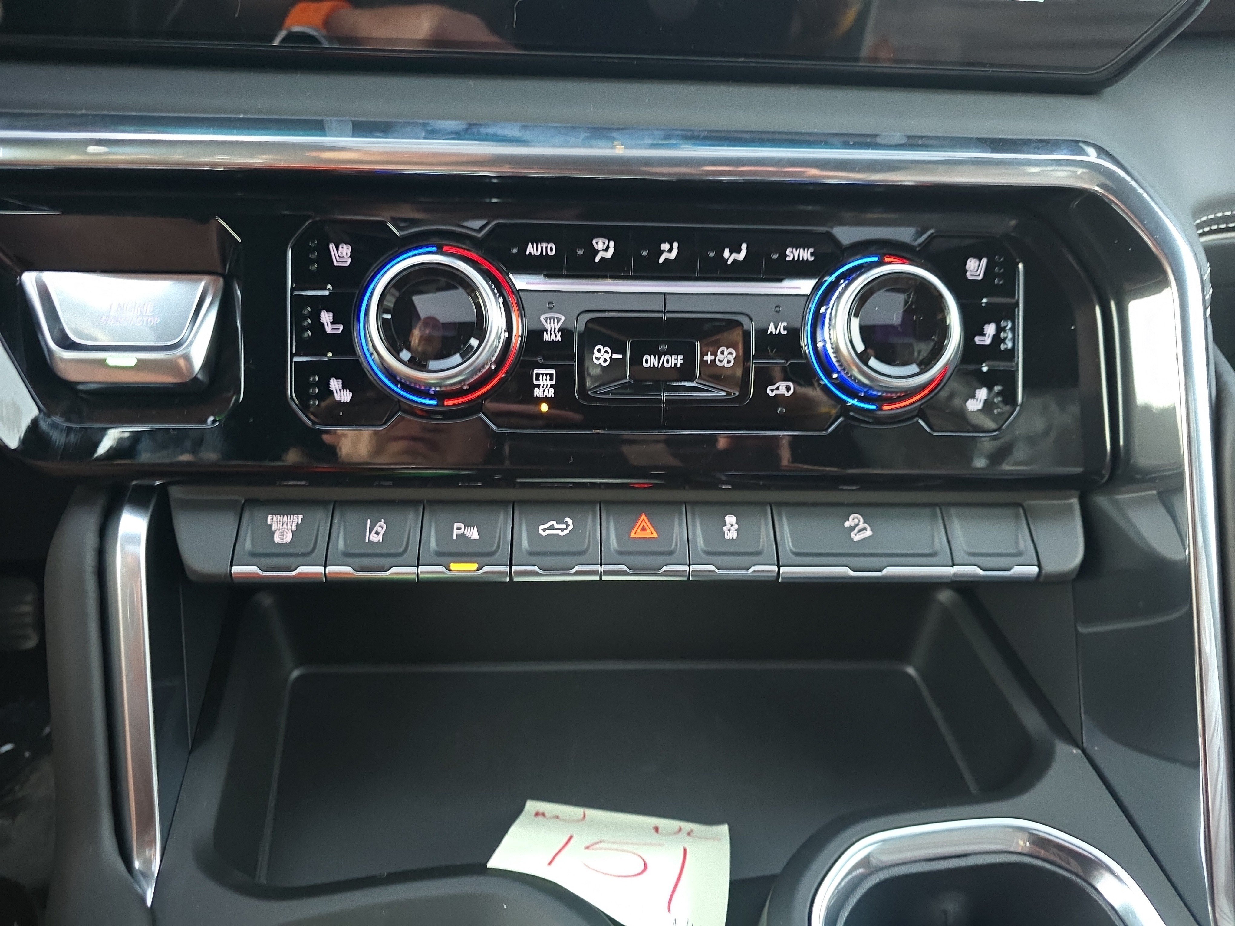 New 2026 GMC Sierra 3500 Denali Ultimate AWD/4WD image 31