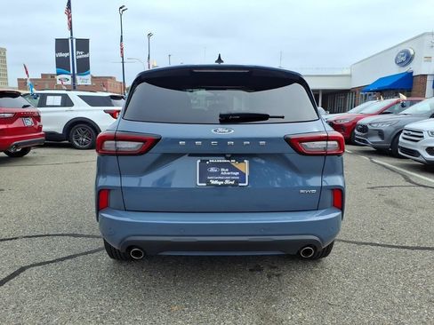 Certified 2024 Ford Escape ST-Line w/ Tech Pack #1 AWD/4WD image 8