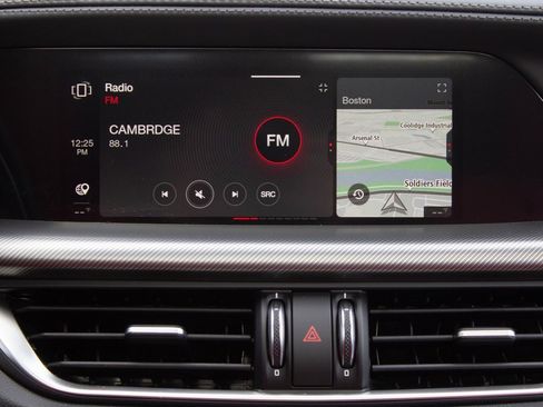 New 2025 Alfa Romeo Stelvio Sprint image 15