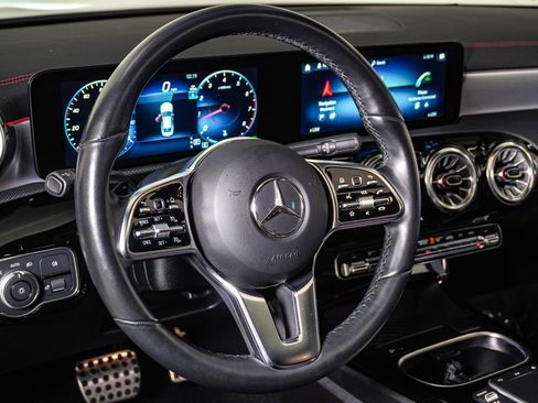 Used 2023 Mercedes-Benz CLA 250 4MATIC image 20