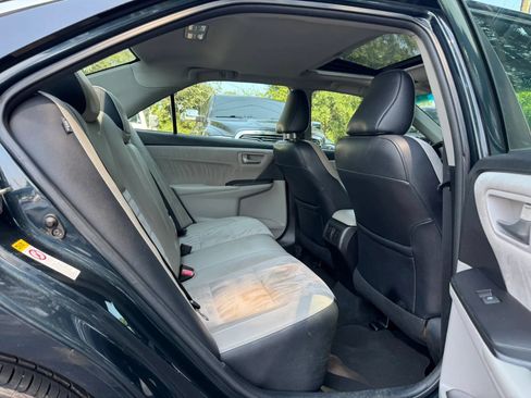 Used 2017 Toyota Camry XSE w/ Moonroof Package FWD image 28