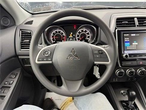 Used 2026 Mitsubishi Outlander Sport AWD image 15