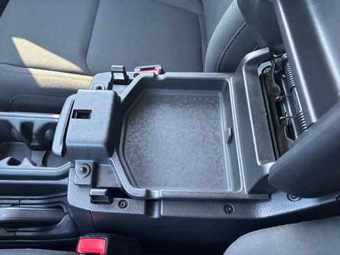 Used 2023 Jeep Wrangler Sport image 29